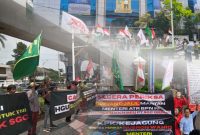 Tuntut Pembatalan HGU PT SGC, Massa Lampung Demo Kemenhan ATR/BPN hingga Kejaksaan Agung