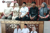 Bupati Parosil Tegaskan Komitmen Bangun SDM Lampung Barat Lewat Beasiswa dan Seragam Gratis