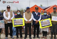 Menag Salurkan Bantuan Rp596 Juta untuk Madrasah, Guru, dan Siswa Terdampak Longsor Cisarua