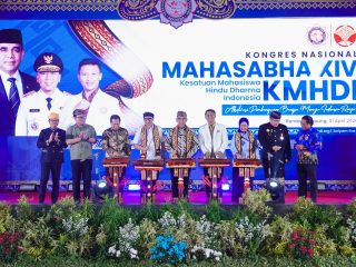 Gubernur Mirza Tekankan Nilai Tri Hita Karana di Mahasabha XIV KMHDI, Perkuat Harmoni Lampung